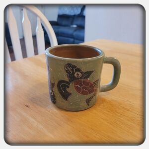 NWOT Handmade Green And Brown Pottery Turtle Mug